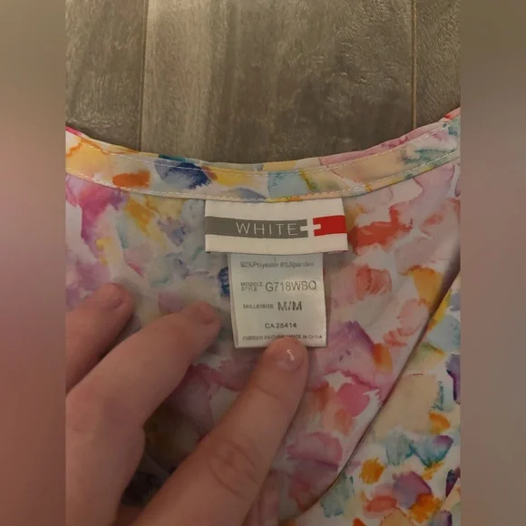 Colorful Patterned Scrub Top Lot - Picture 5 of 6